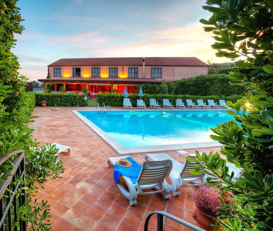 Agriturismo Biologico Corte Aragonese Santa Maria di Licodia Exteriör bild