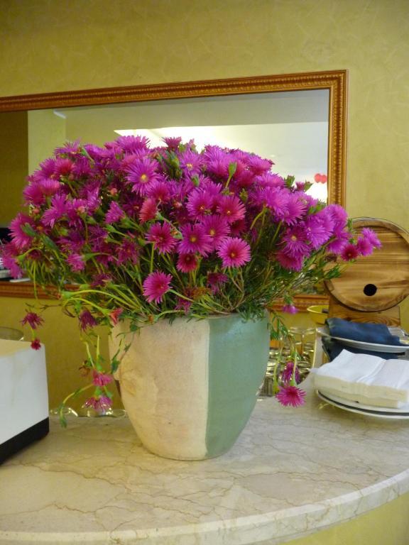 Agriturismo Biologico Corte Aragonese Santa Maria di Licodia Exteriör bild